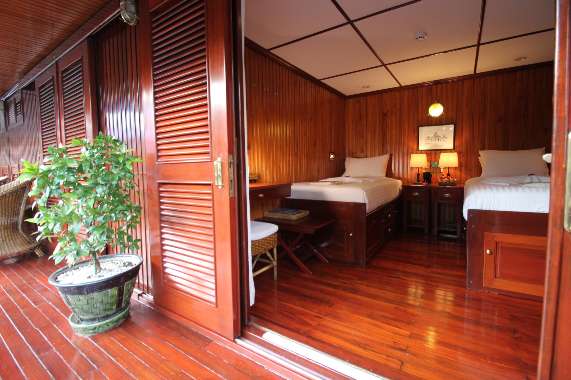 Pandaw RV Indochina Cabin 7.jpg